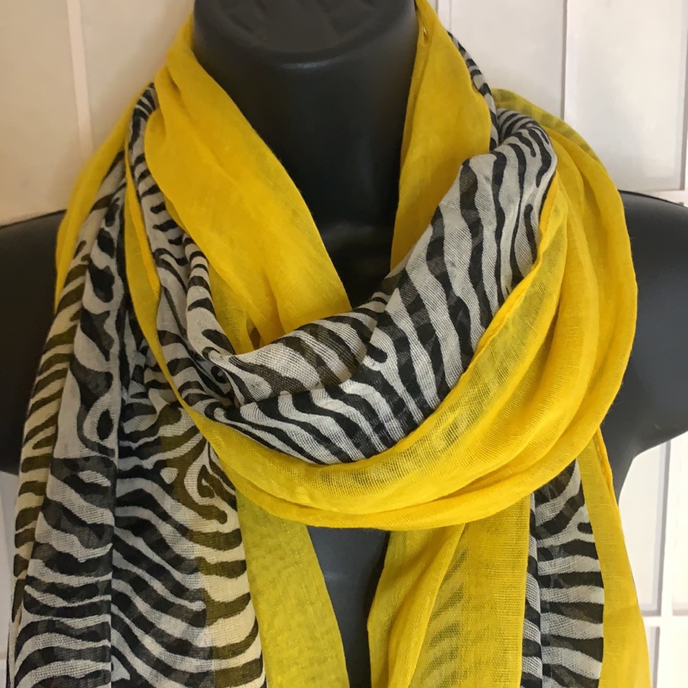 2 Chic Scarf - Picture 2 of 4